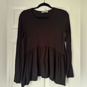 Women’s Medium Black Long Sleeve